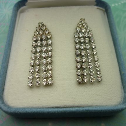 Vintage Crystal Silver Earrings - Clear