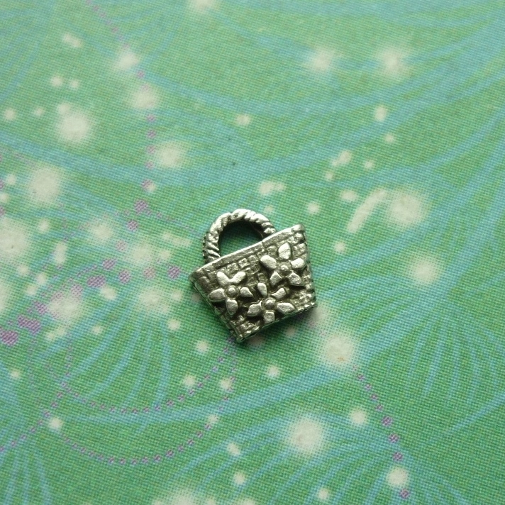 Basket with Flowers - Charm for Memory Lockets