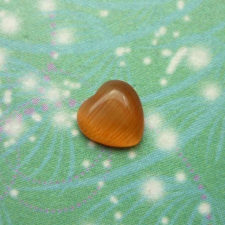 Cats Eye Heart - Dark Caramel - Charm for Memory Lockets
