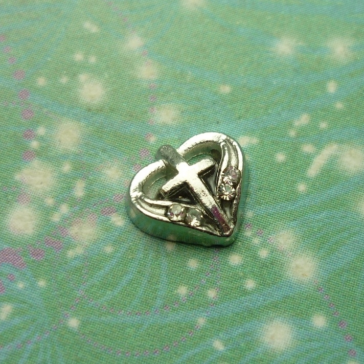 Cross in Wing Heart with Jewels - Charm for Memory Lockets