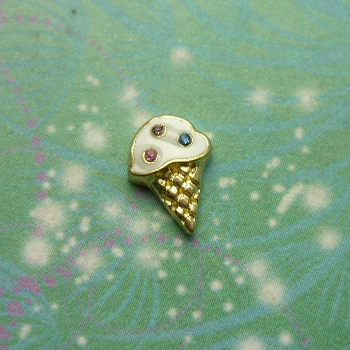 Ice Cream - with sparkles - Charm for Memory Lockets