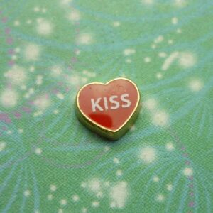 Kiss Love Heart - Charm for Memory Lockets