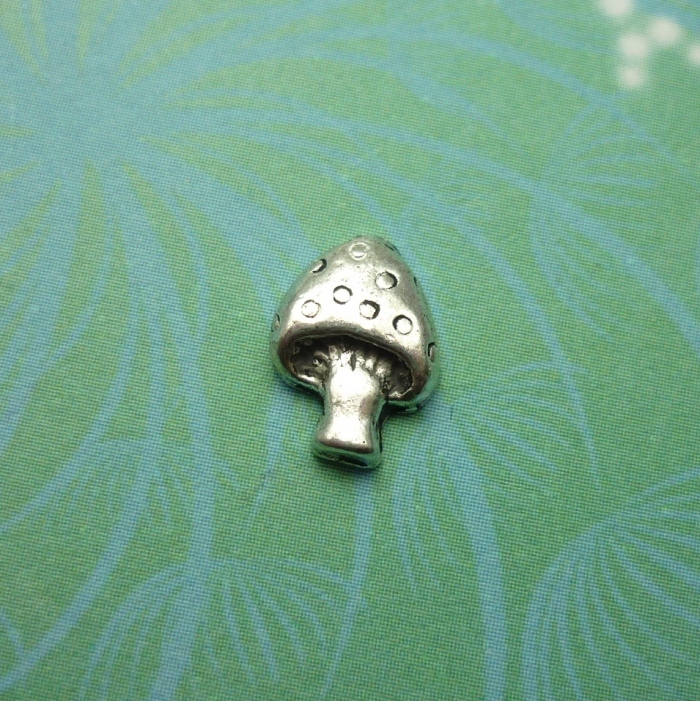 Mushroom - Charm for Memory Lockets