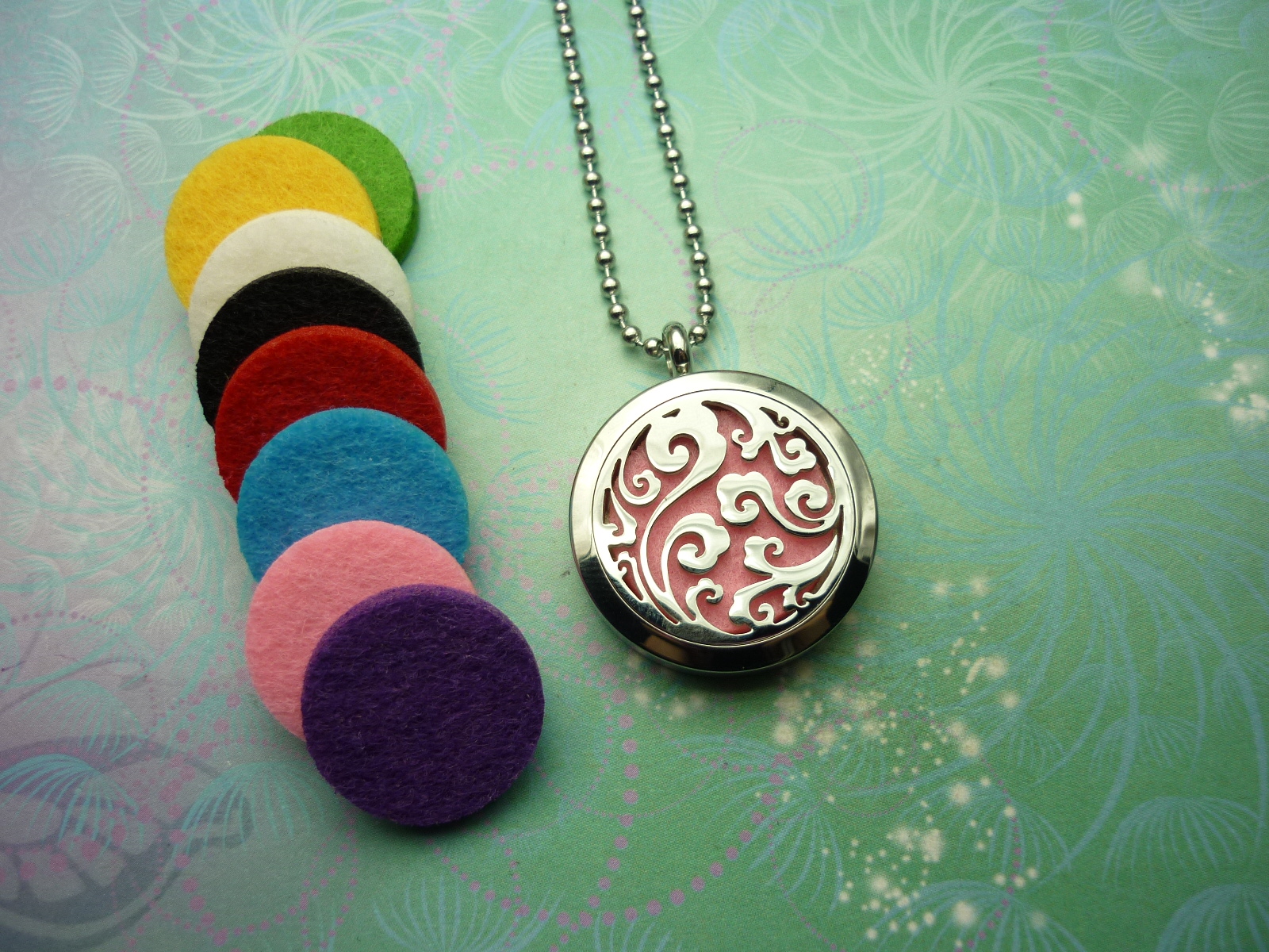 Aromatherapy Locket - Swirls - Image 4