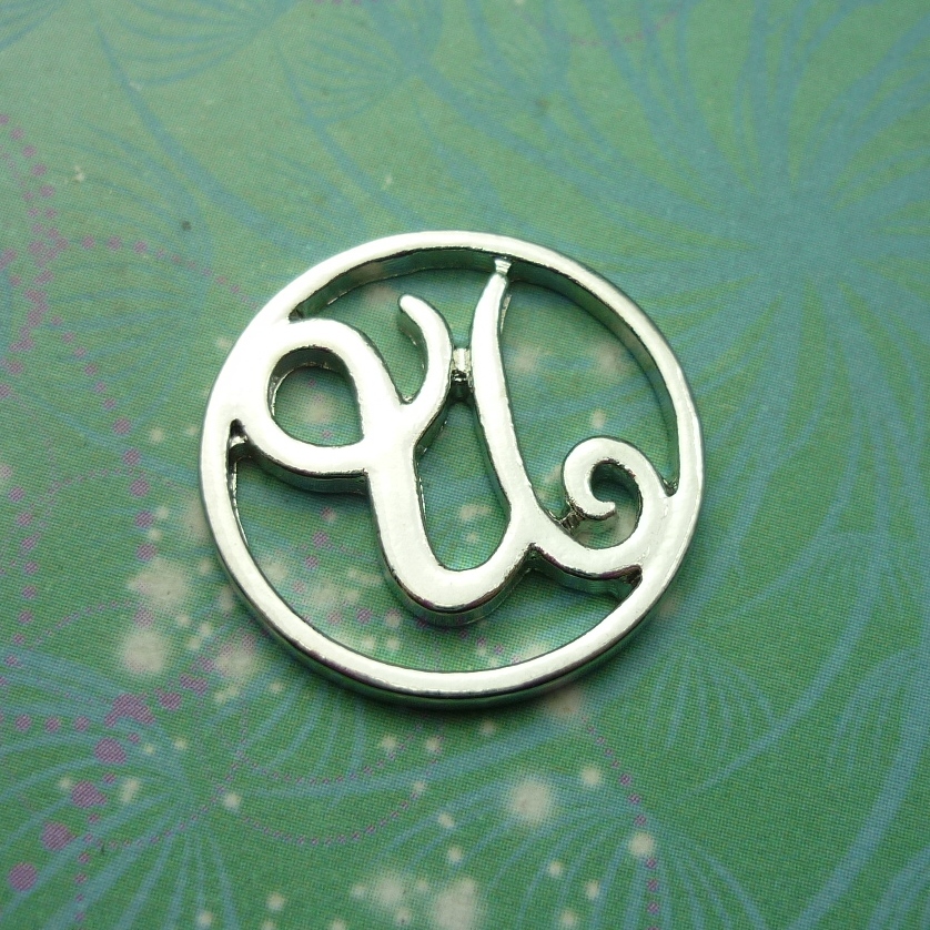 Plate - Alphabet Letter - U - Charm for Memory Lockets