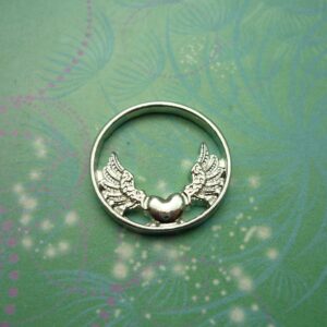 Plate - Angel Wings with Heart - 22mm - Charm for Memory Lockets