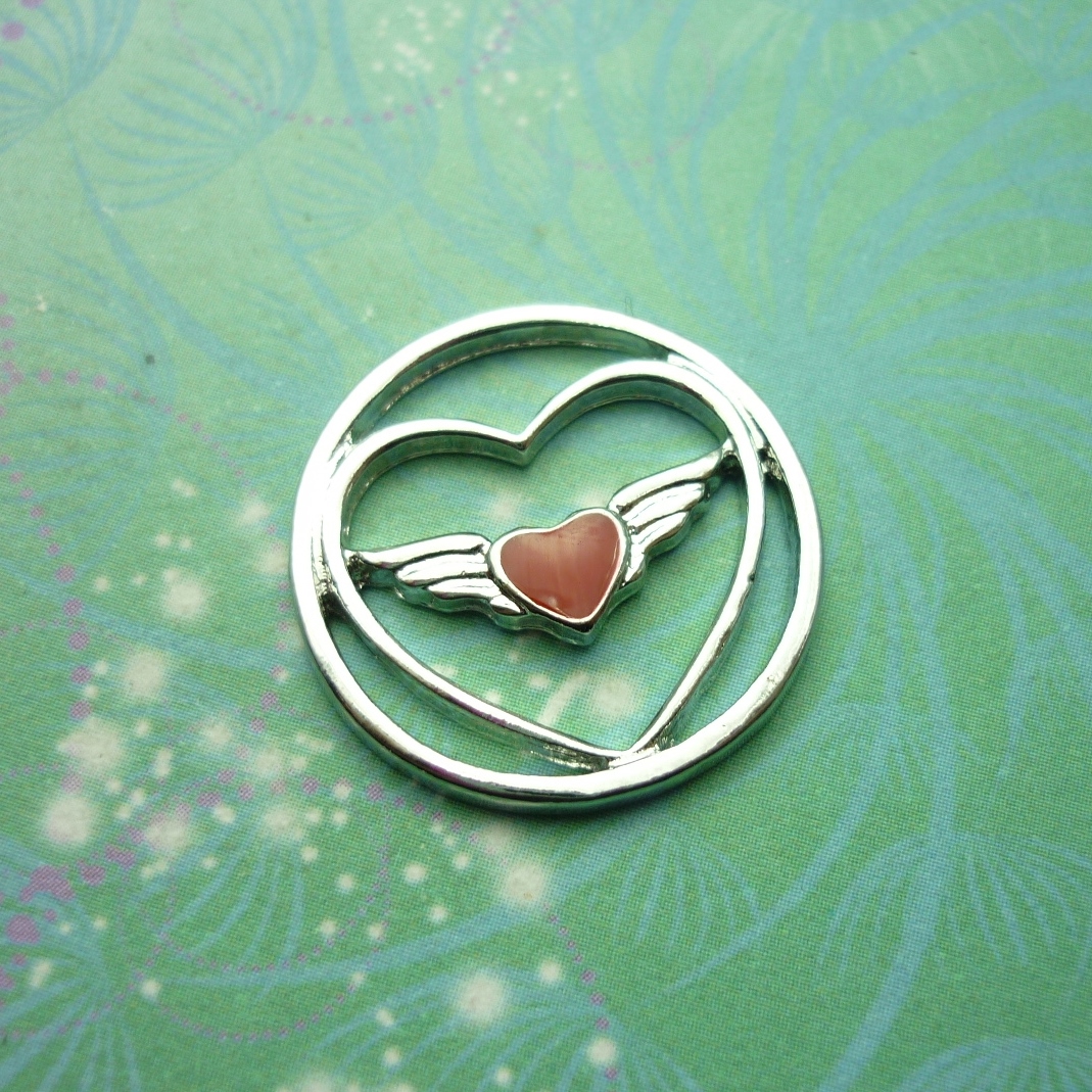 Plate - Red Hearted Angel wings in Heart - 22mm - Charm for Memory Lockets