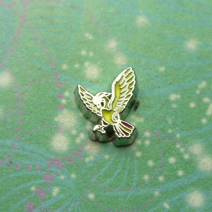 Pokemon - Pidgeot - Charm for Memory Lockets