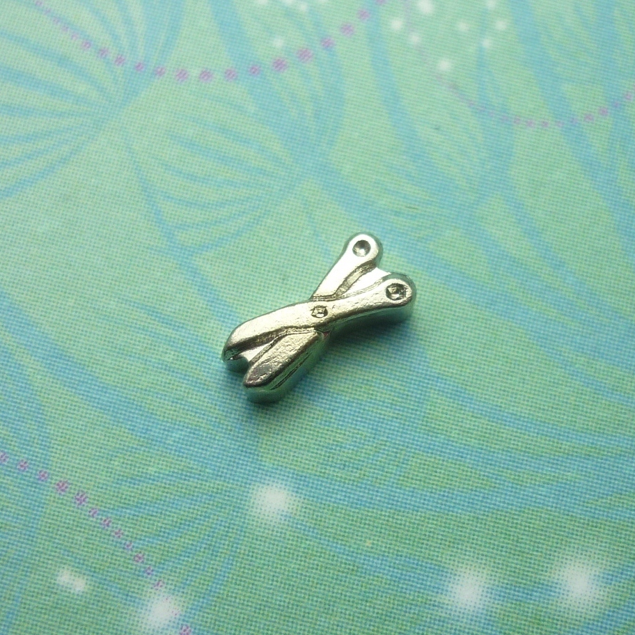 Scissors Small - Charm for Memory Lockets