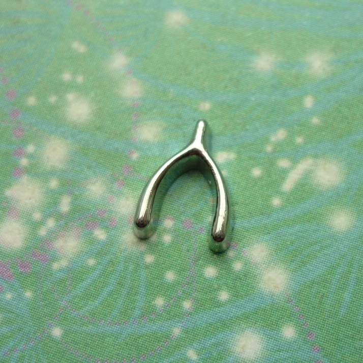 Wish Bone Charm Silver - Charm for Memory Lockets