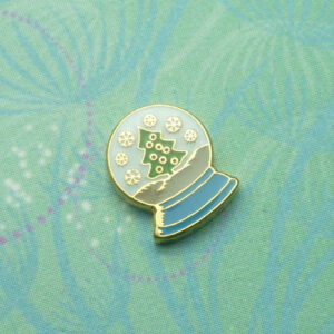 Christmas Snow Globe - Charm for Memory Lockets