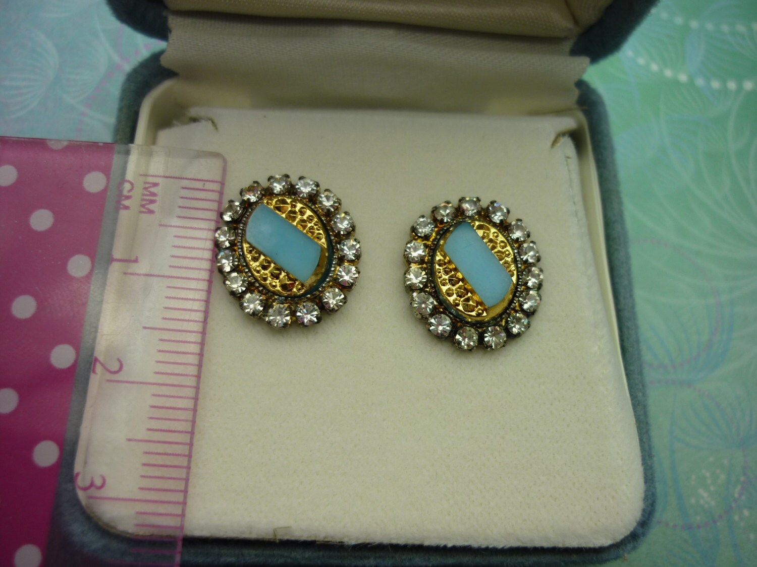Vintage Crystal Earrings - - Image 2