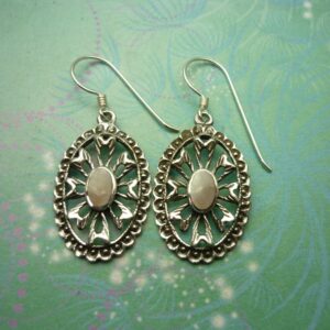 Soft Pink Shell Inlay Vintage Sterling Silver Earrings - The frame features hearts, flower petals a happy folksy look. Solid 925 Jewellery