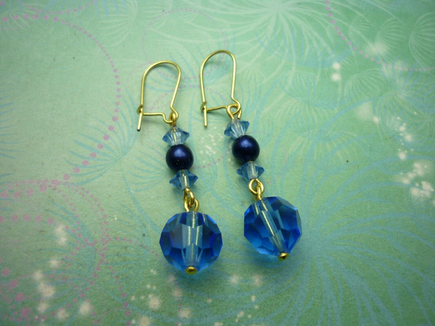 Fashionable Vintage Earrings - Blue Glass Beads