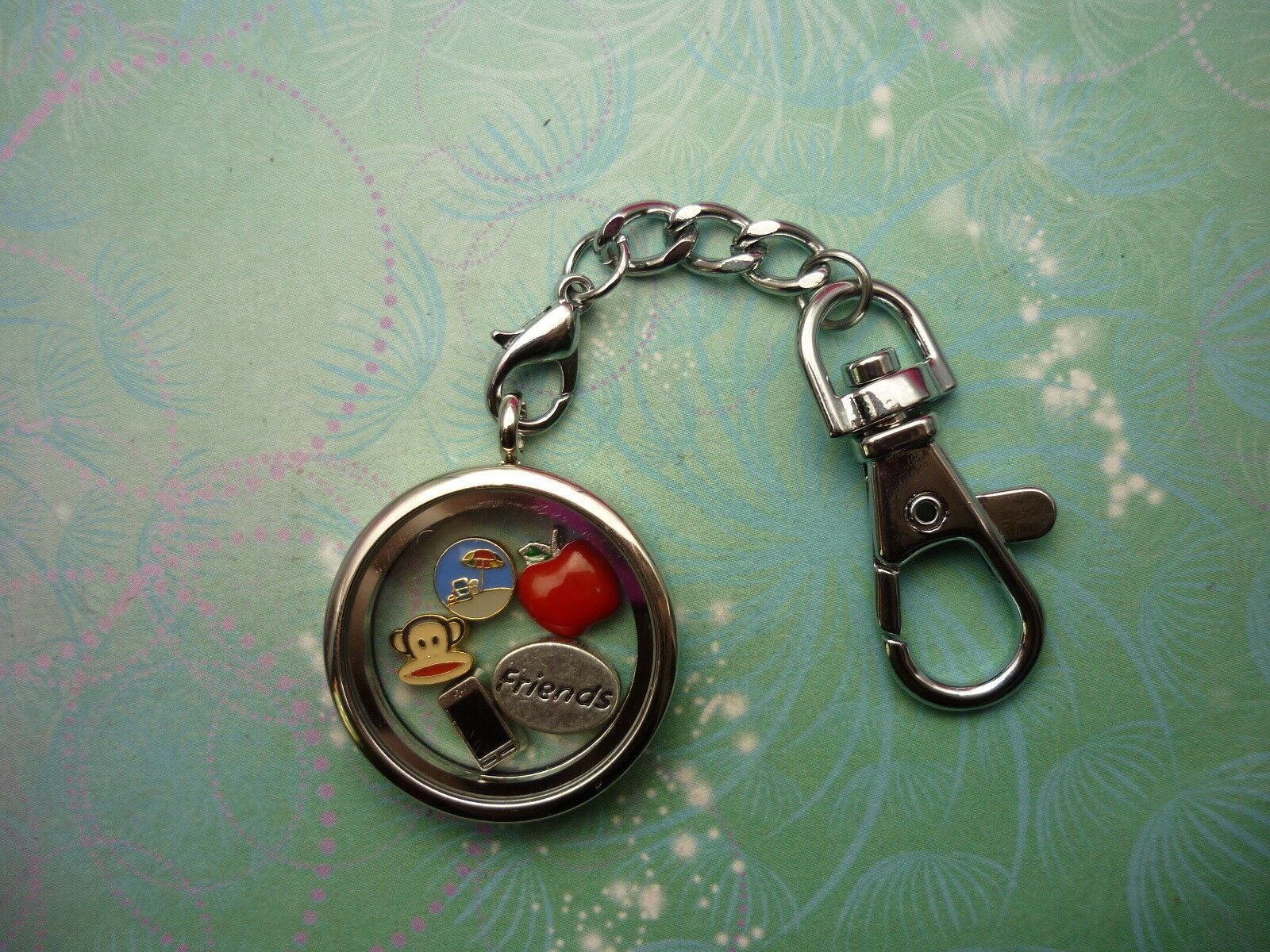 Keychain Keyring Locket - Purple UV Colour - Floating Charm Story Living Locket - Image 4