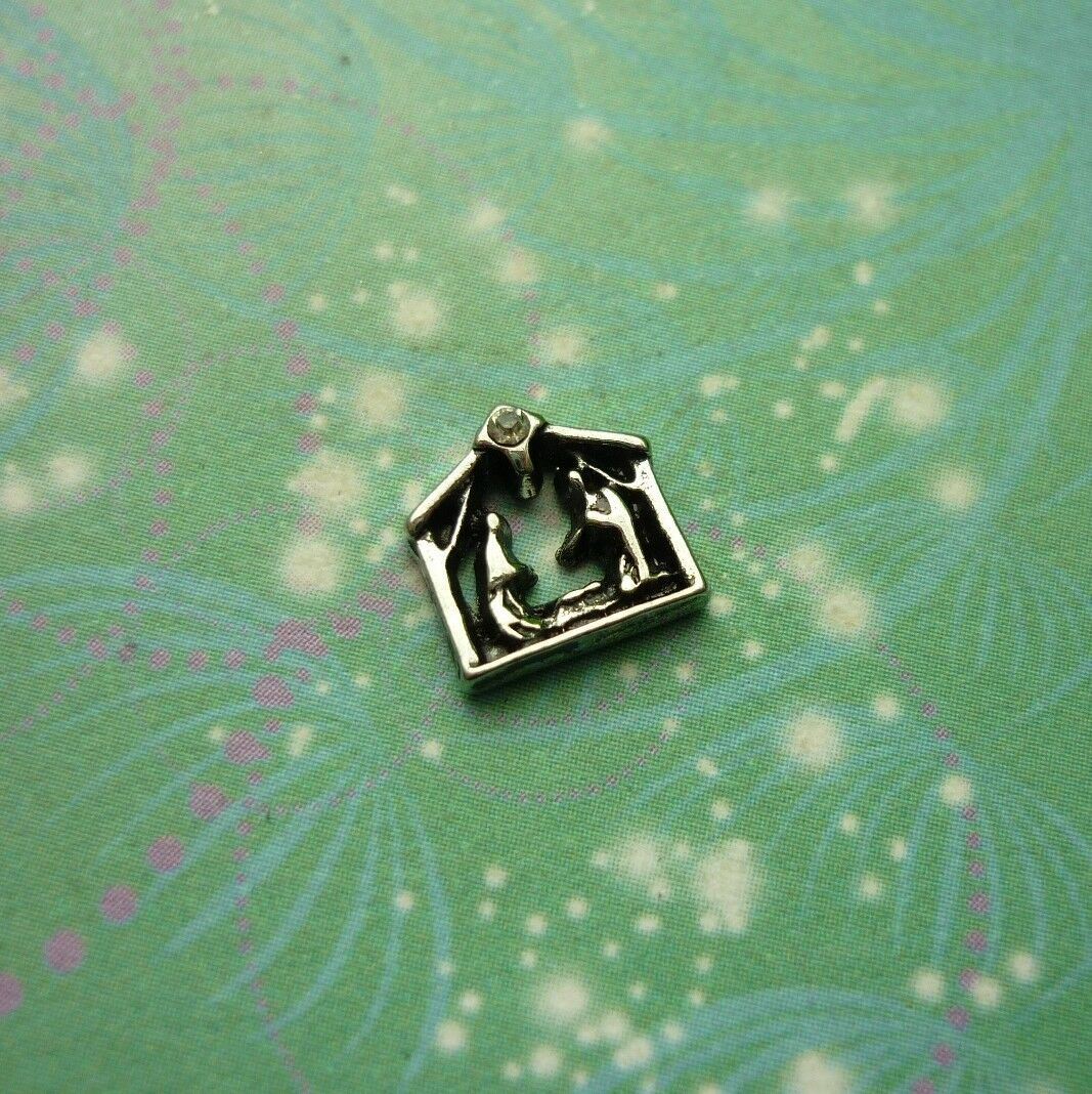 Away in a Manger - Charm for Glass Locket Jewel