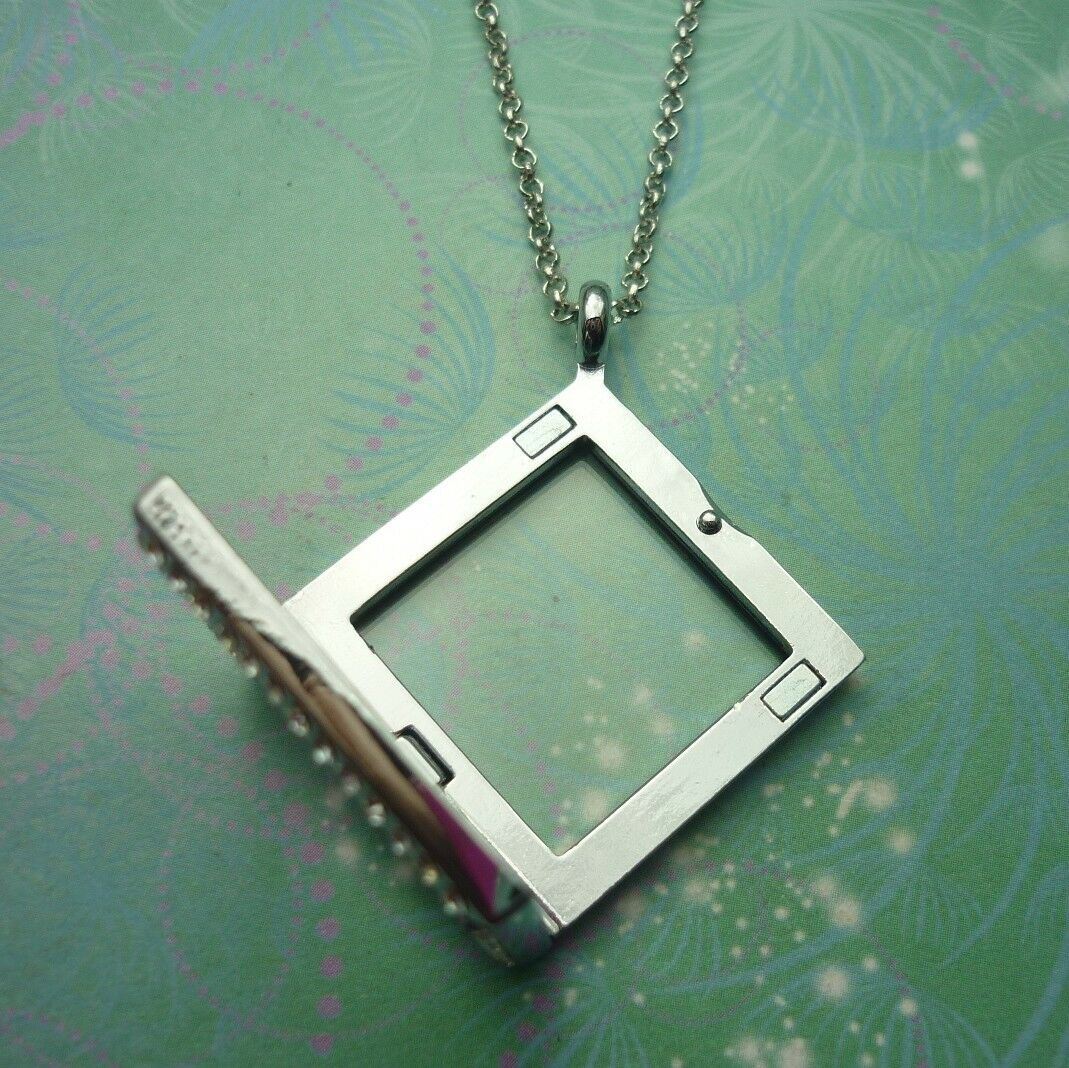 Silver Alloy Diamond Shaped Glass Memory Locket Necklace with Sparkling Jewels - Image 2