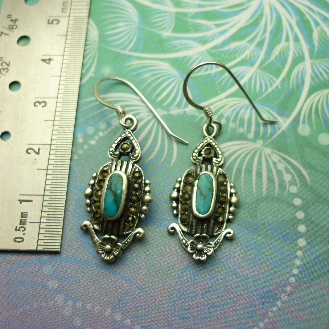 Elegant Vintage Sterling Silver Earrings - Turquoise - Small Flowers - Image 2
