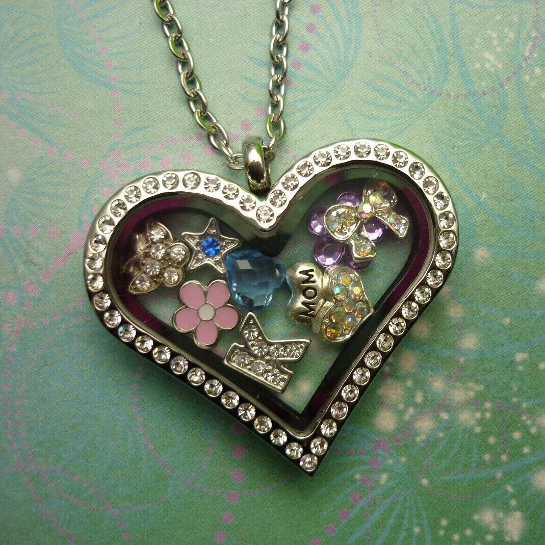 Sparkly Elegant Crystal Heart Locket Jewel Pendant Keepsake Memory Necklace - Image 3