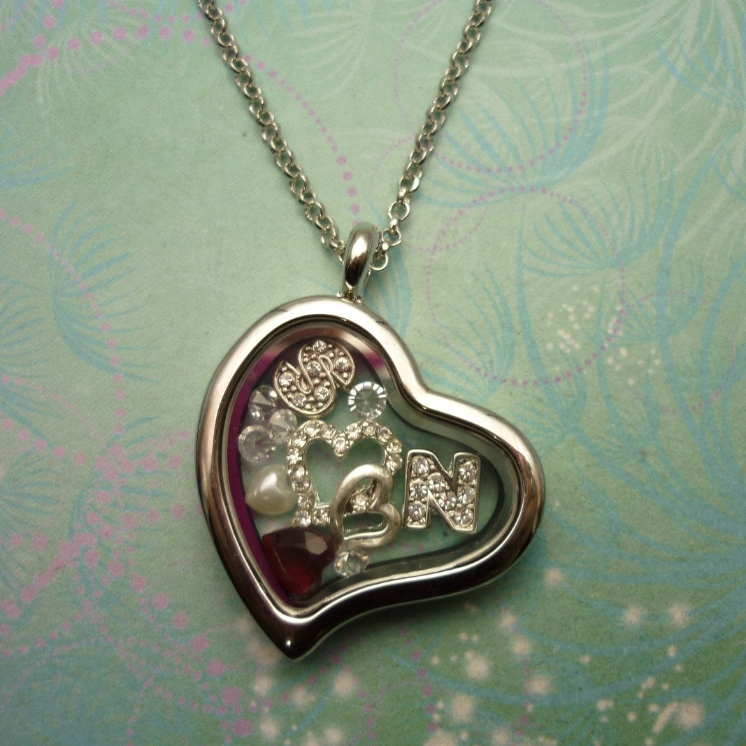 Sweetheart Valantine Anniversary Wedding Engagement Gift - Floating Charm Locket - Customised with 2 Initials - choose your letter charms - Image 9