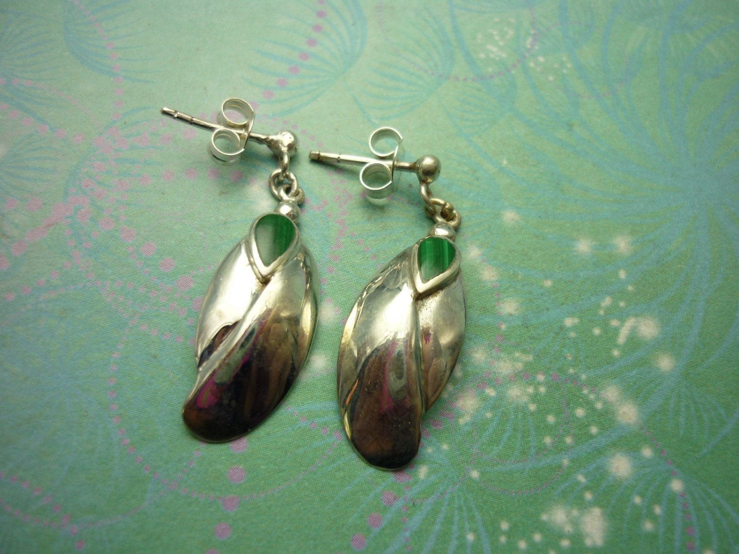 Sterling Silver Earrings with Malachite, Leaf Shaped Vintage Jewelry Hallmarked 925 Gift Wrap
