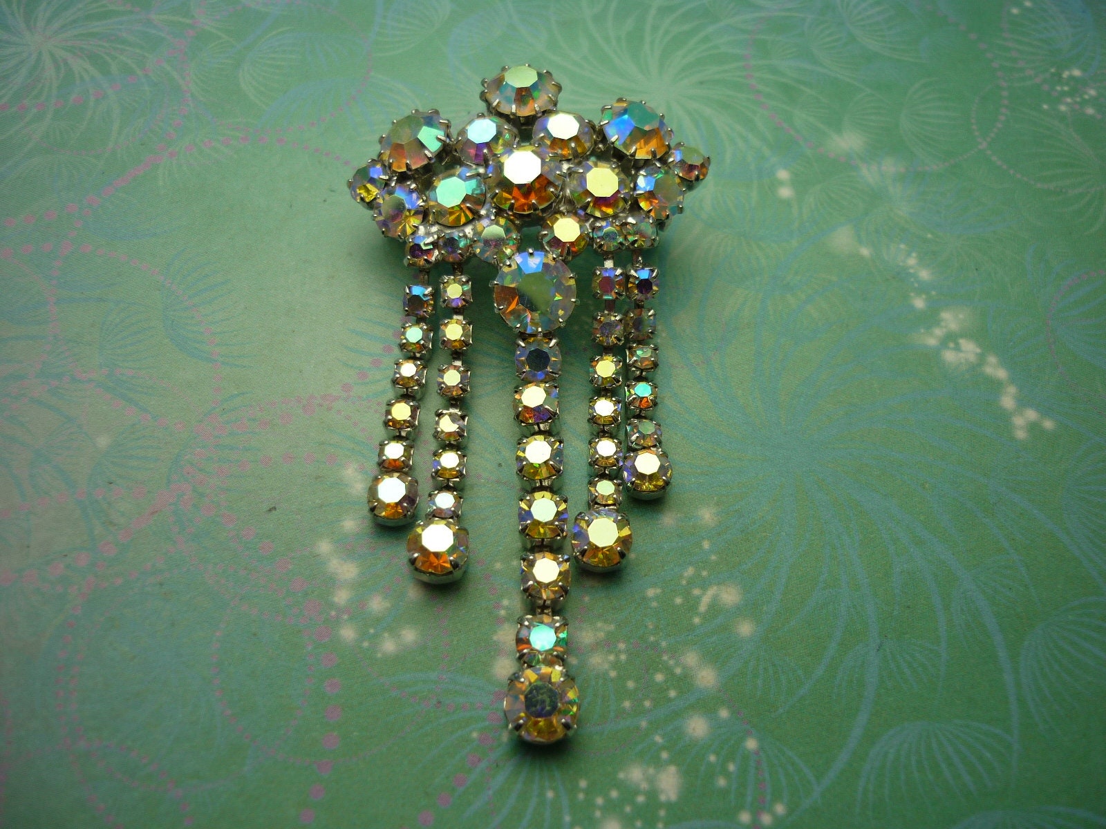 Sparkling Vintage Crystal Dangle Brooch - Unique Accessory - Mothers Day Gift - Present for Her - Christmas Idea