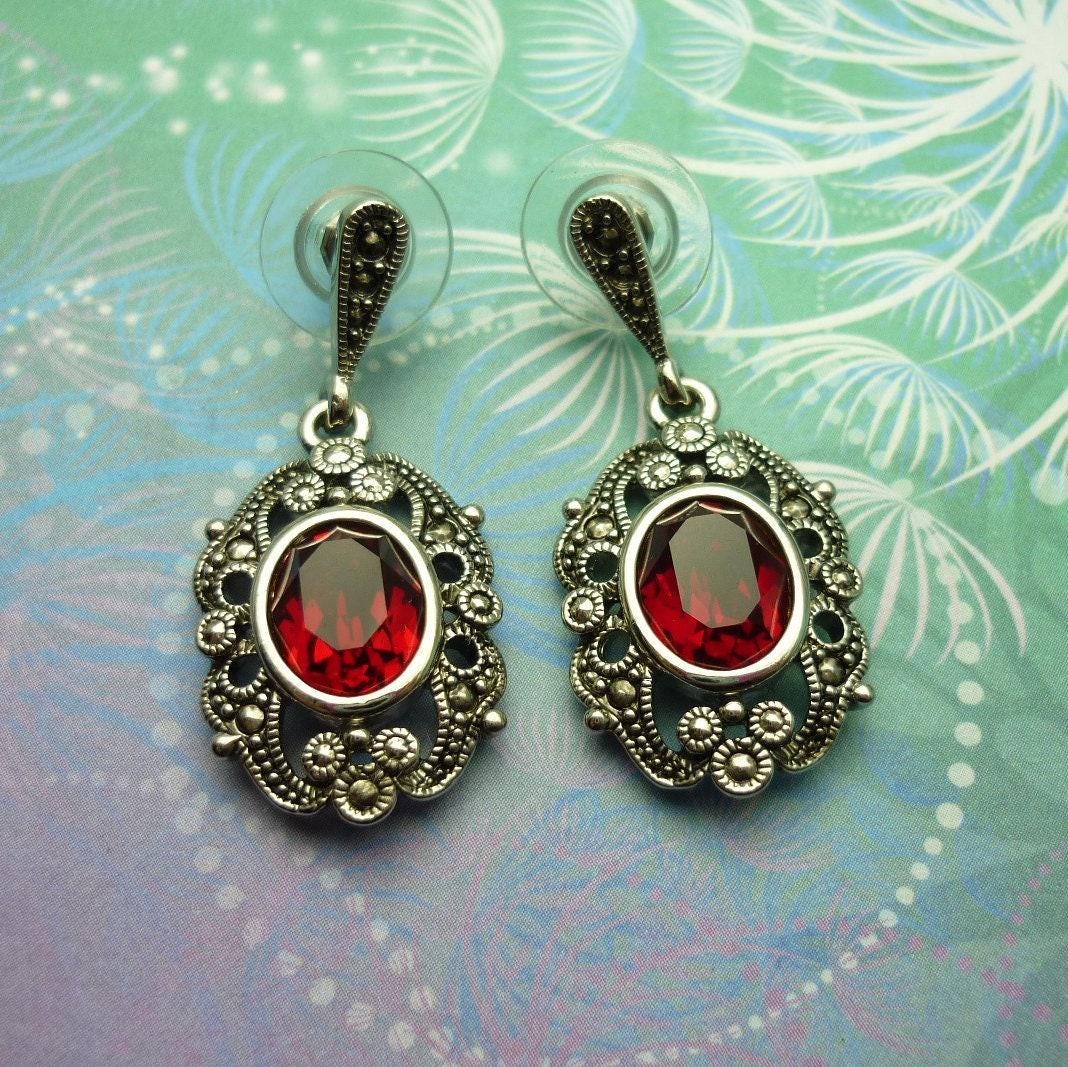 Vintage sterling silver earrings - red crystals