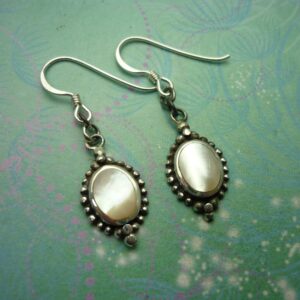 Vintage Sterling Silver Earrings - Shell - simple elegance, wedding gift, bridesmaids jewellery, mother of the bride groom, flower girl, 925