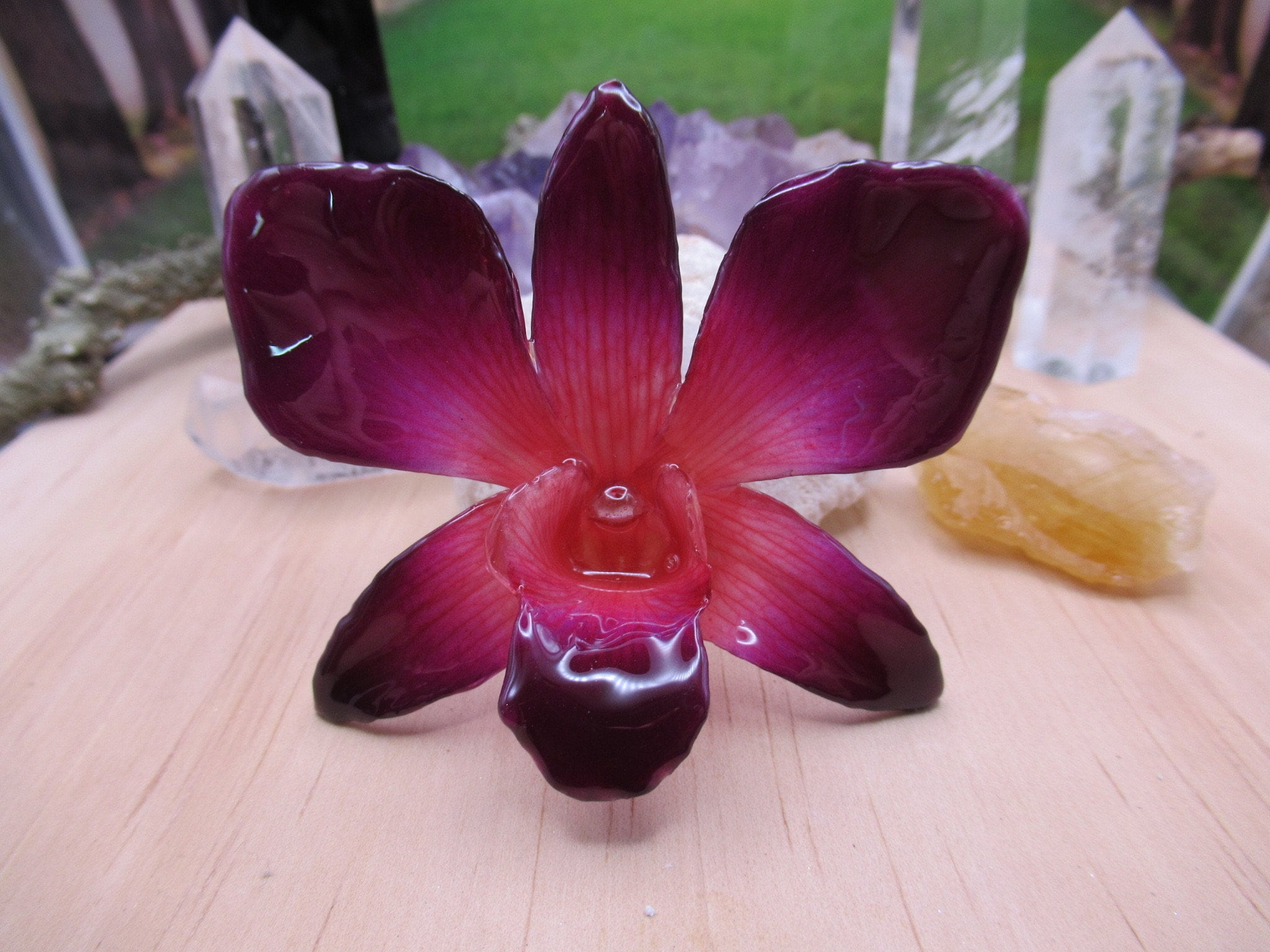 Real Orchid Flower Necklace - Purple/PinkNatural. This is a REAL Orchid flower which has been preserved in resin, making a unique necklace