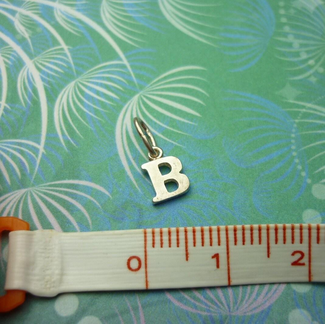 Vintage sterling silver dangle alphabet charm - small b - Image 2