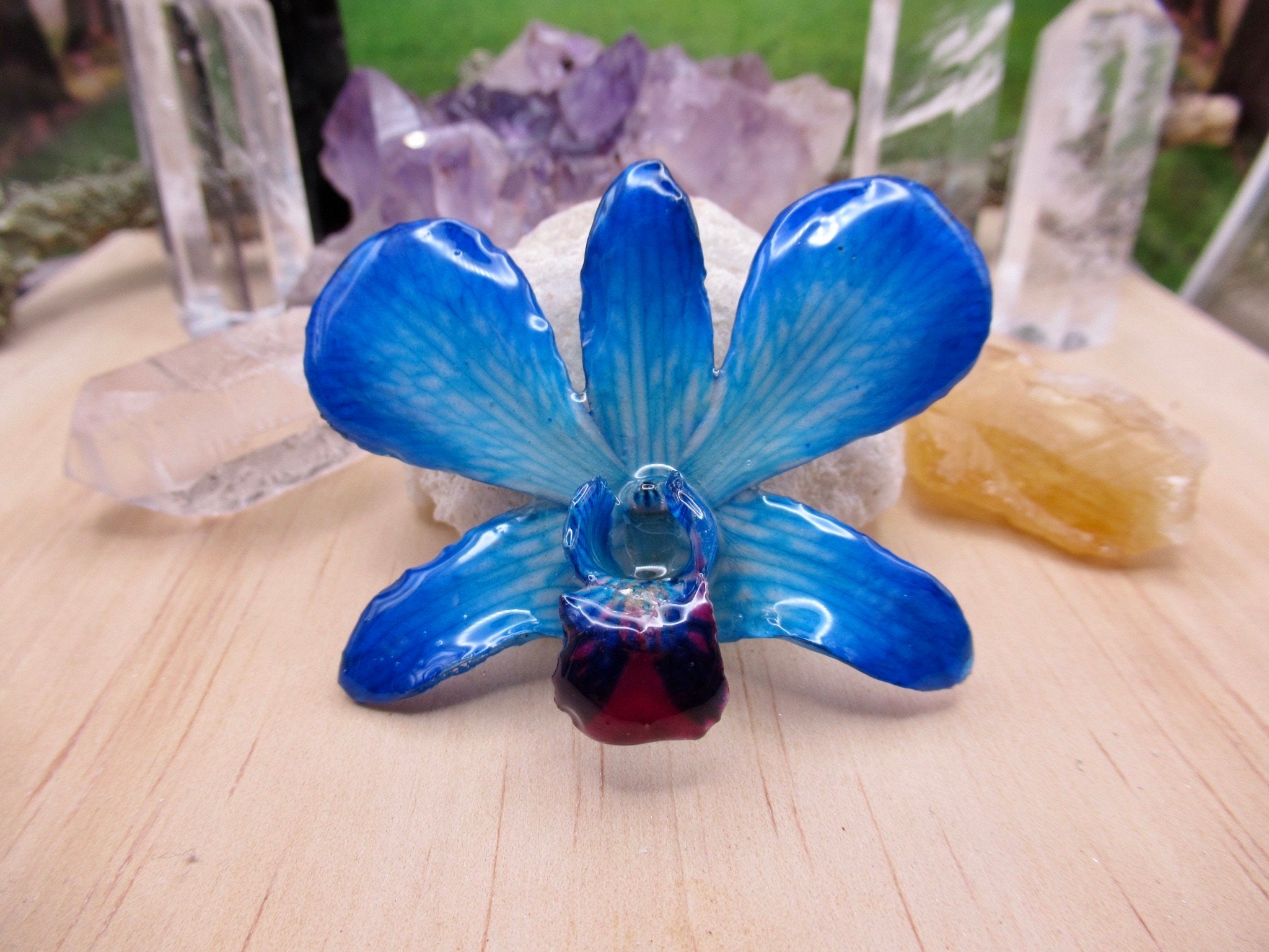Real Orchid Flower Necklace - Teal/Cyan/Blue. This is a REAL Orchid flower which has been preserved in resin making a unique necklace - Image 4