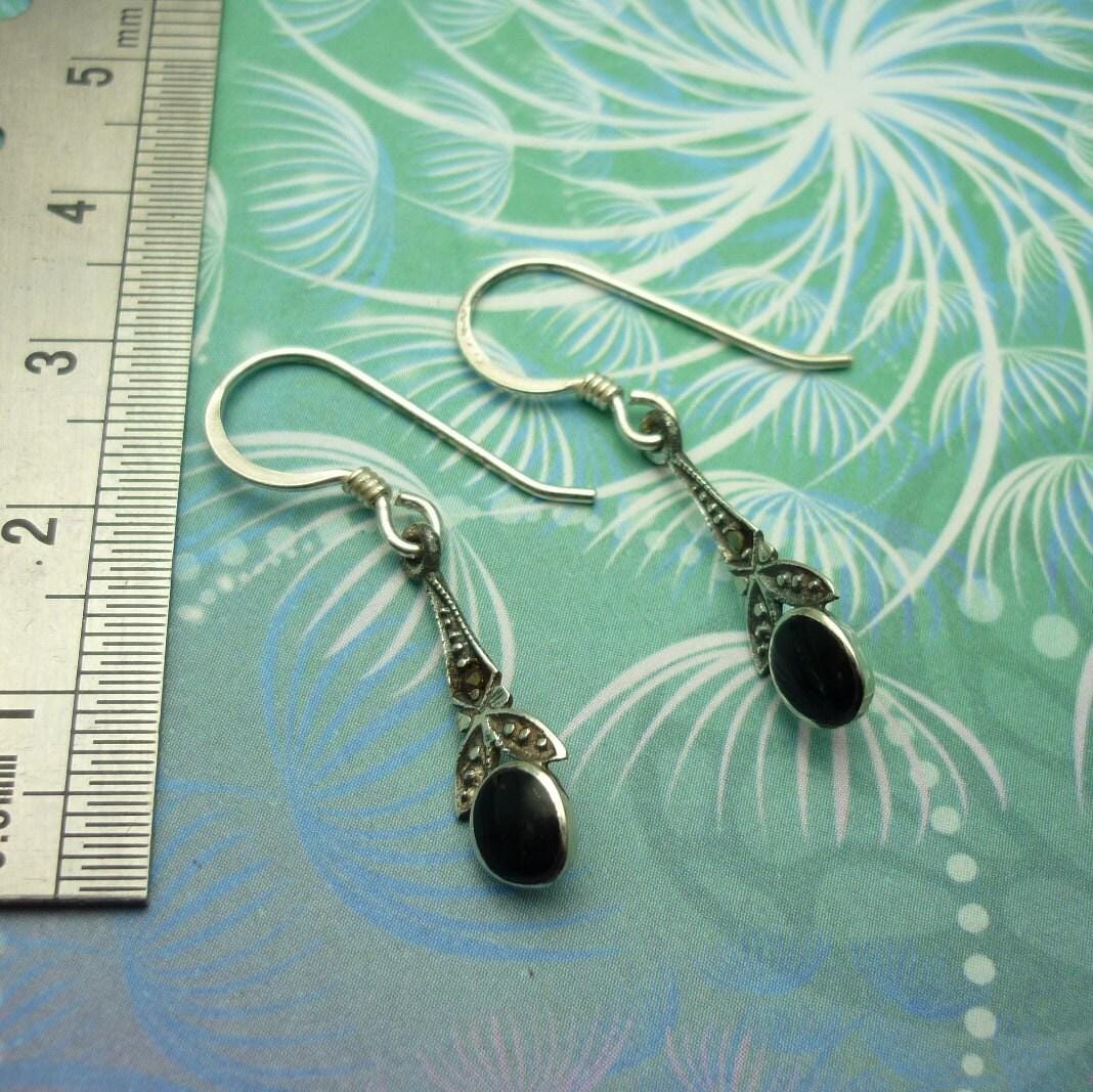 Vintage sterling silver earrings - black onyx - style 1 - Image 2